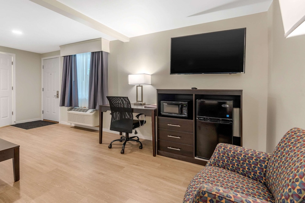 Quality Inn & Suites Lincoln I-93 50/65