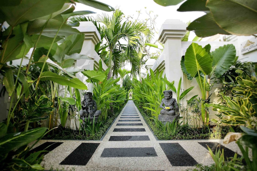 Awila Villas Kuta 57/61