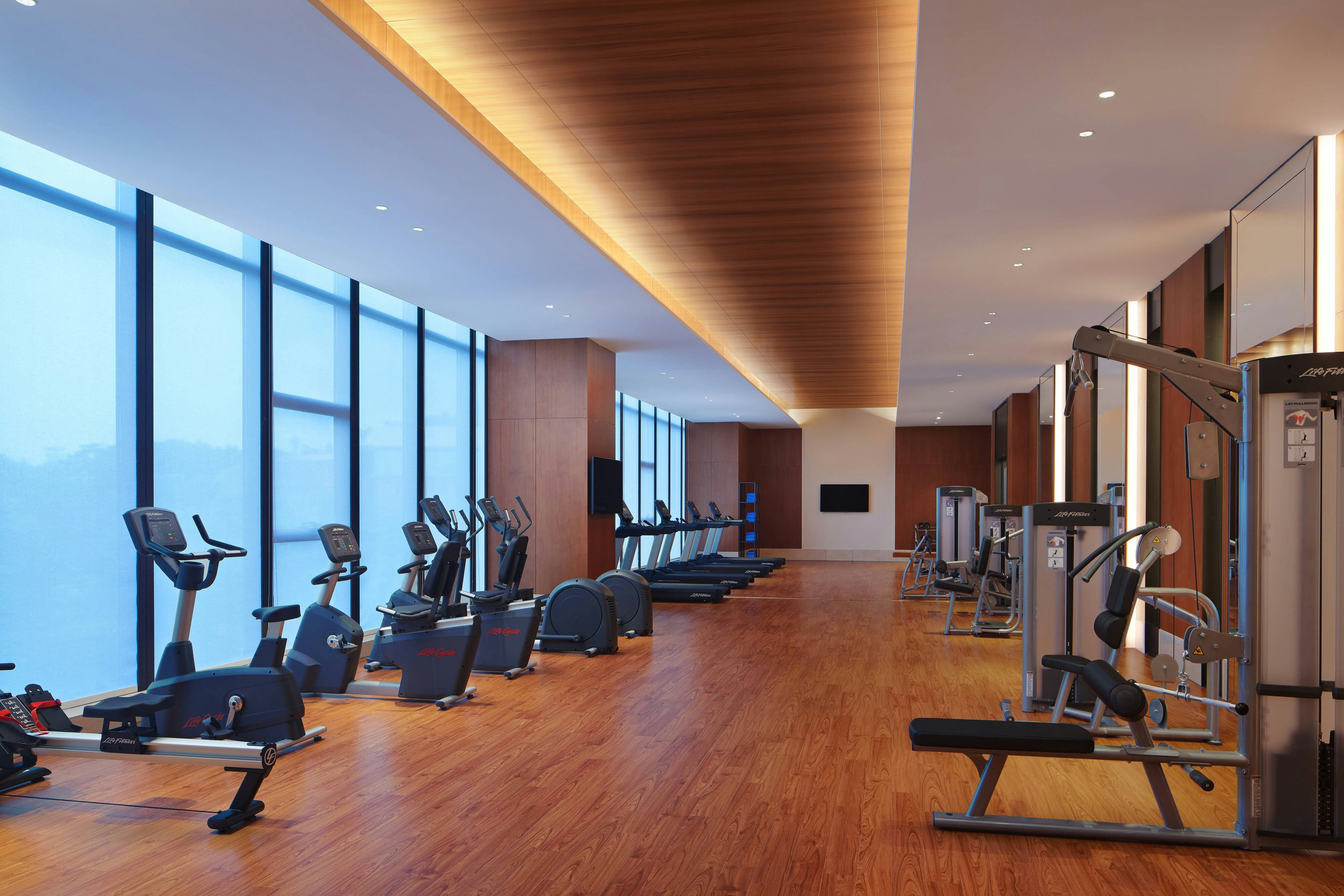 Four Points By Sheraton Guangdong Heshan 18/37