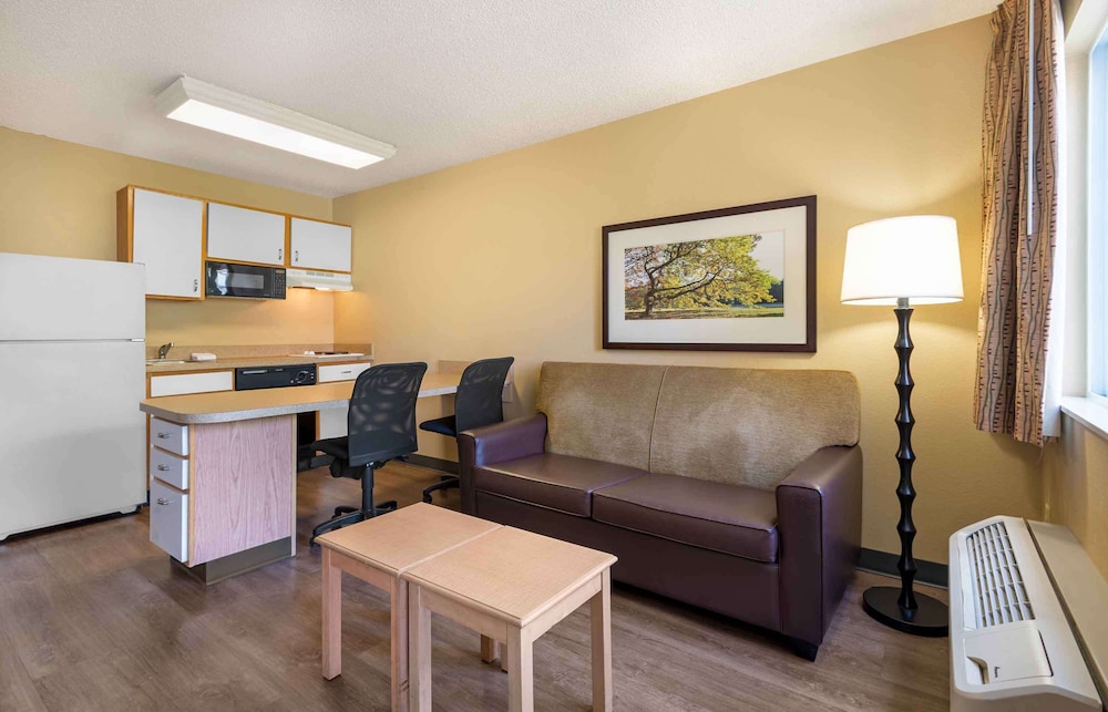 Extended Stay America - Providence - Airport 25/45