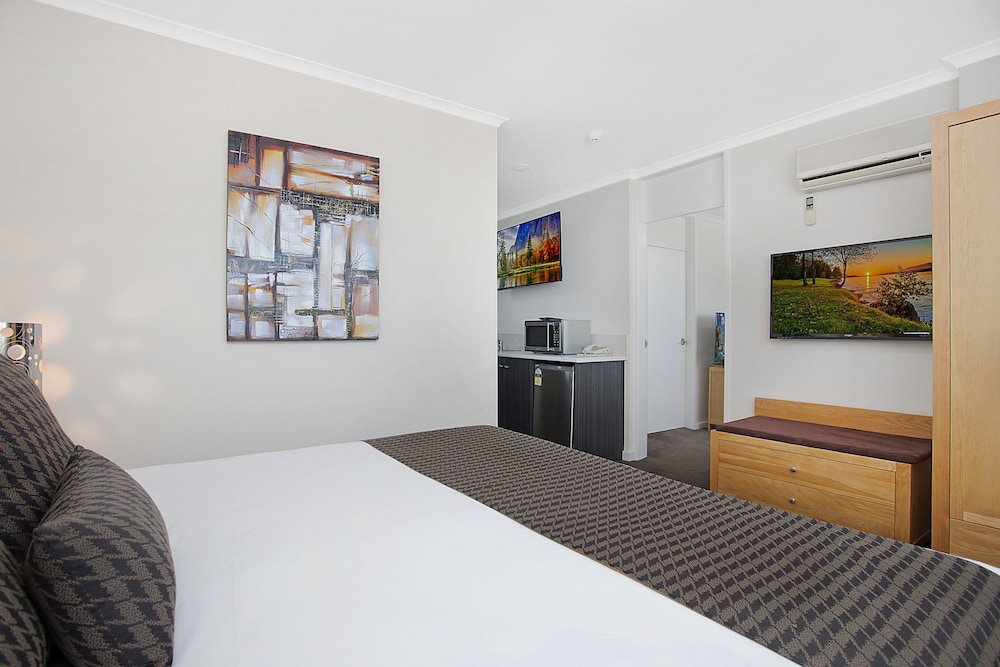 Country Comfort Warrnambool 8/34