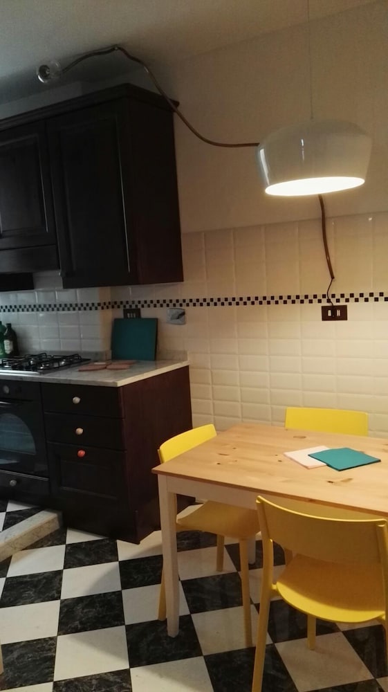 Ostellin Genova Hostel 20/28
