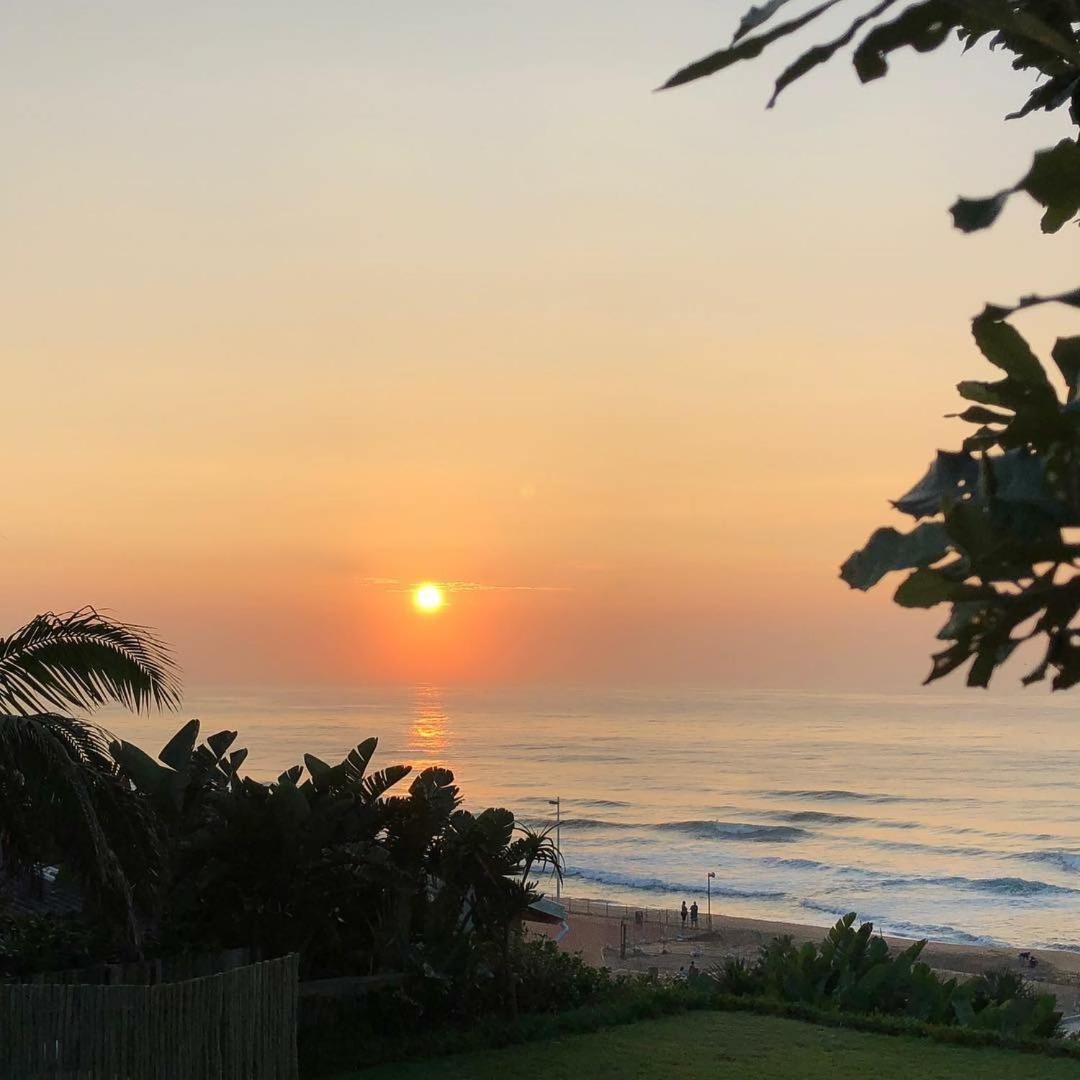 Ansteys Beach 34/50