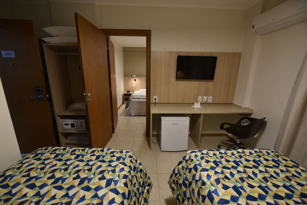 Hotel Rainha dos Apostolos 33/46