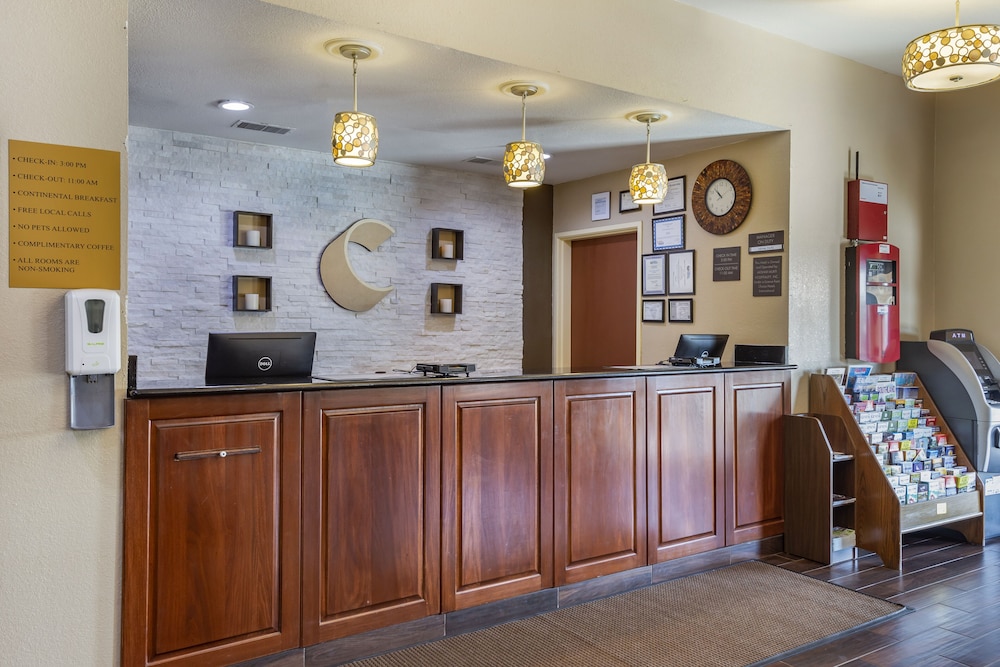 Lobby at Comfort Inn and Suites North Aurora Naperville, AURORA - IL