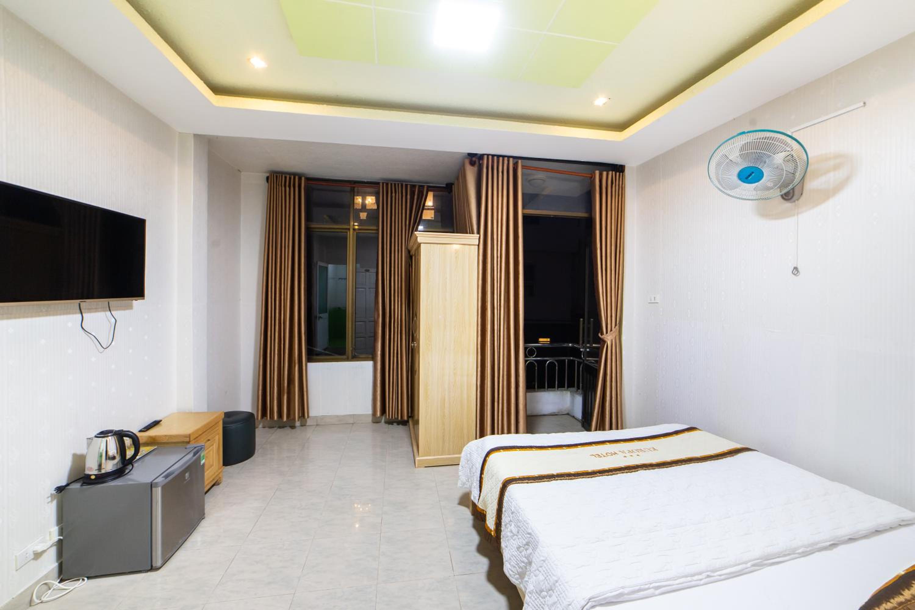 Europa Hotel 16/56