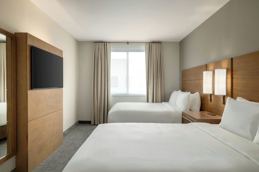 SpringHill Suites By Marriott San Luis Obispo 33/65