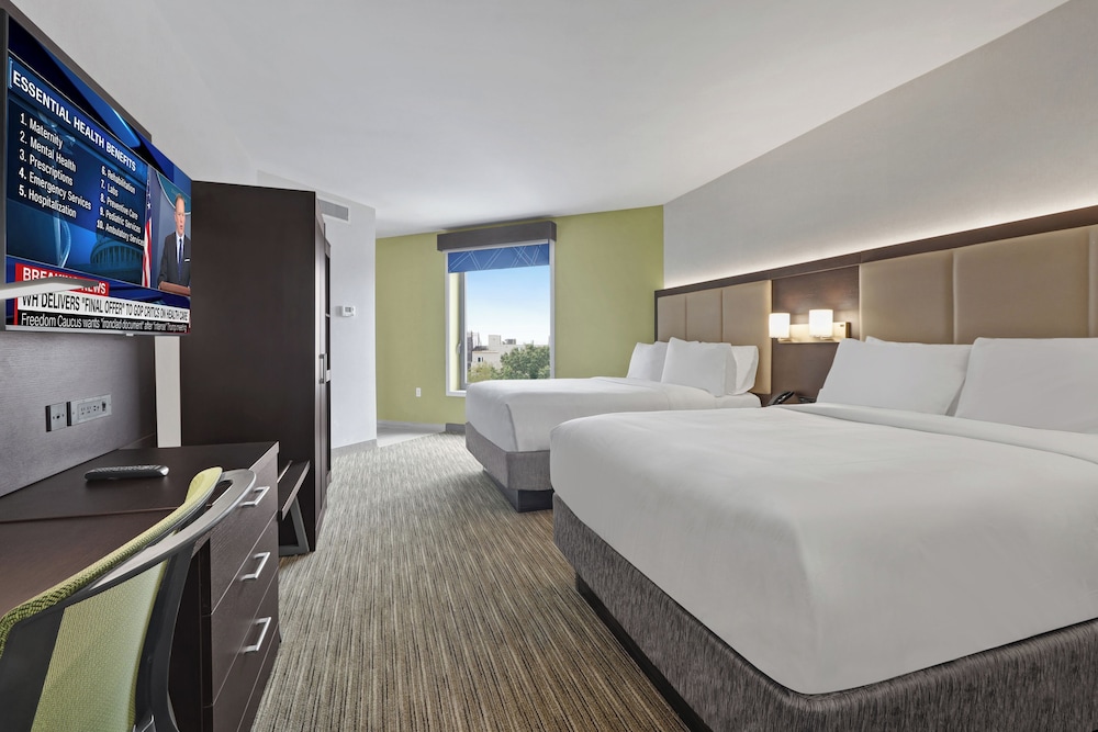Hotel 1200 22/44