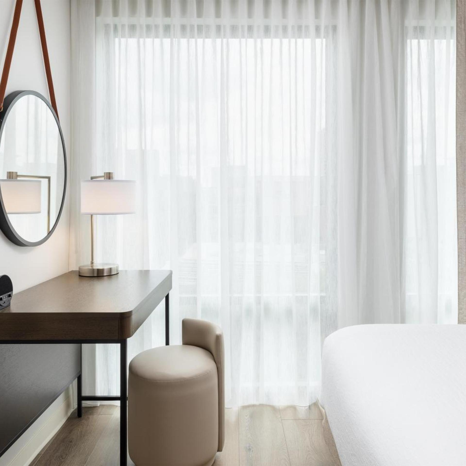 جناح ركني بسريرين كوين بغرفة نوم واحدة، Embassy Suites by Hilton Chattanooga Downtown 4/4