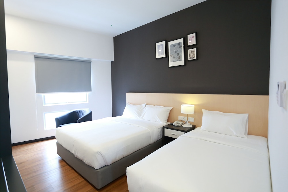 De House Hotel 13/50