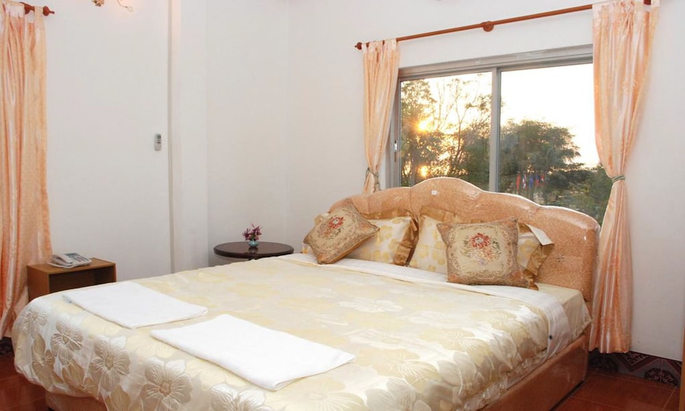 Mekong Sunshine Hotel 26/44