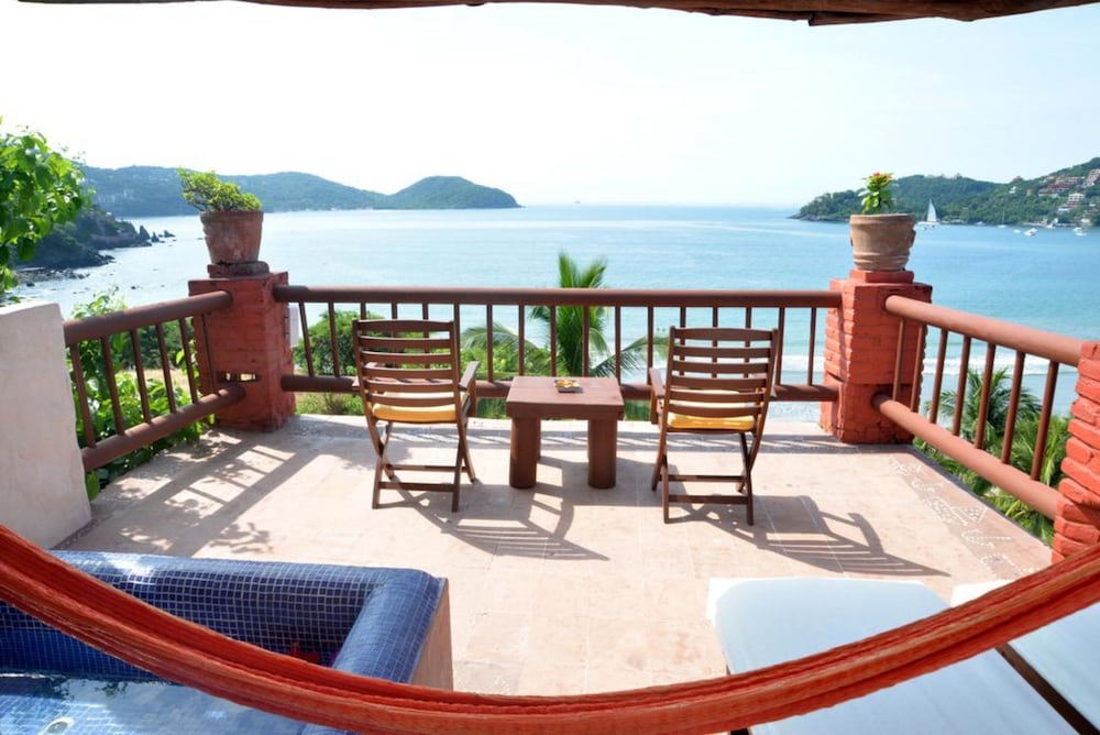 Aura del Mar Hotel 49/67