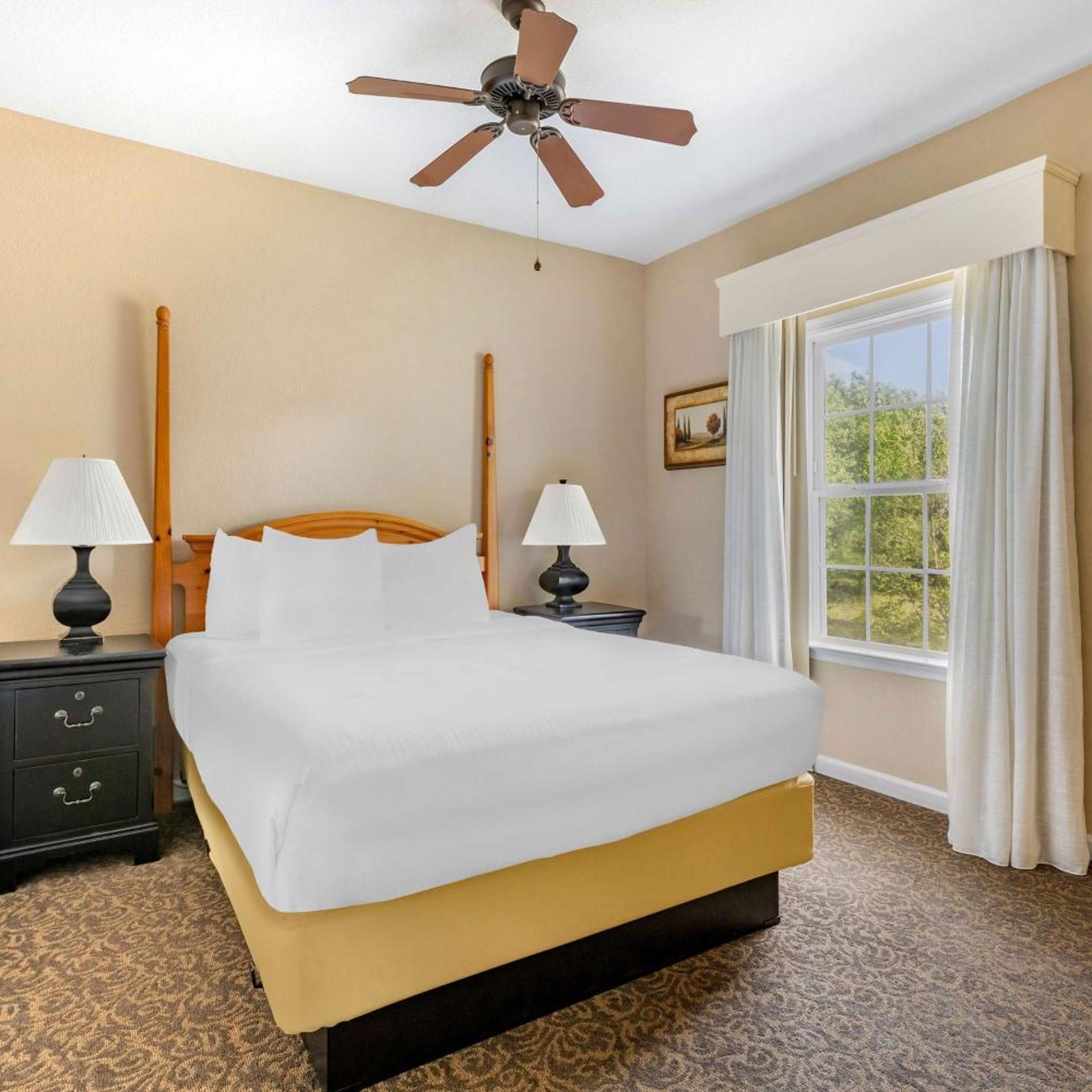 2 Bedrooms, Upstairs, Suite, King and Queen Bed, Sofa، Hilton Vacation Club The Historic Powhatan Williamsburg 5/29