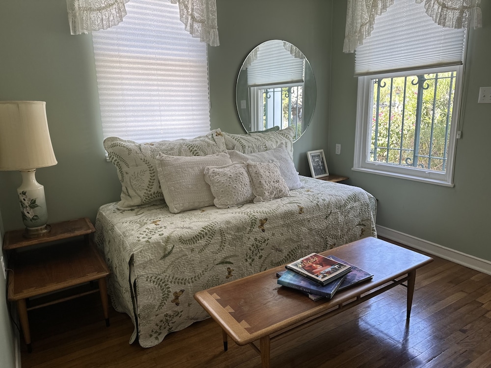 The Blenman House Inn 53/72