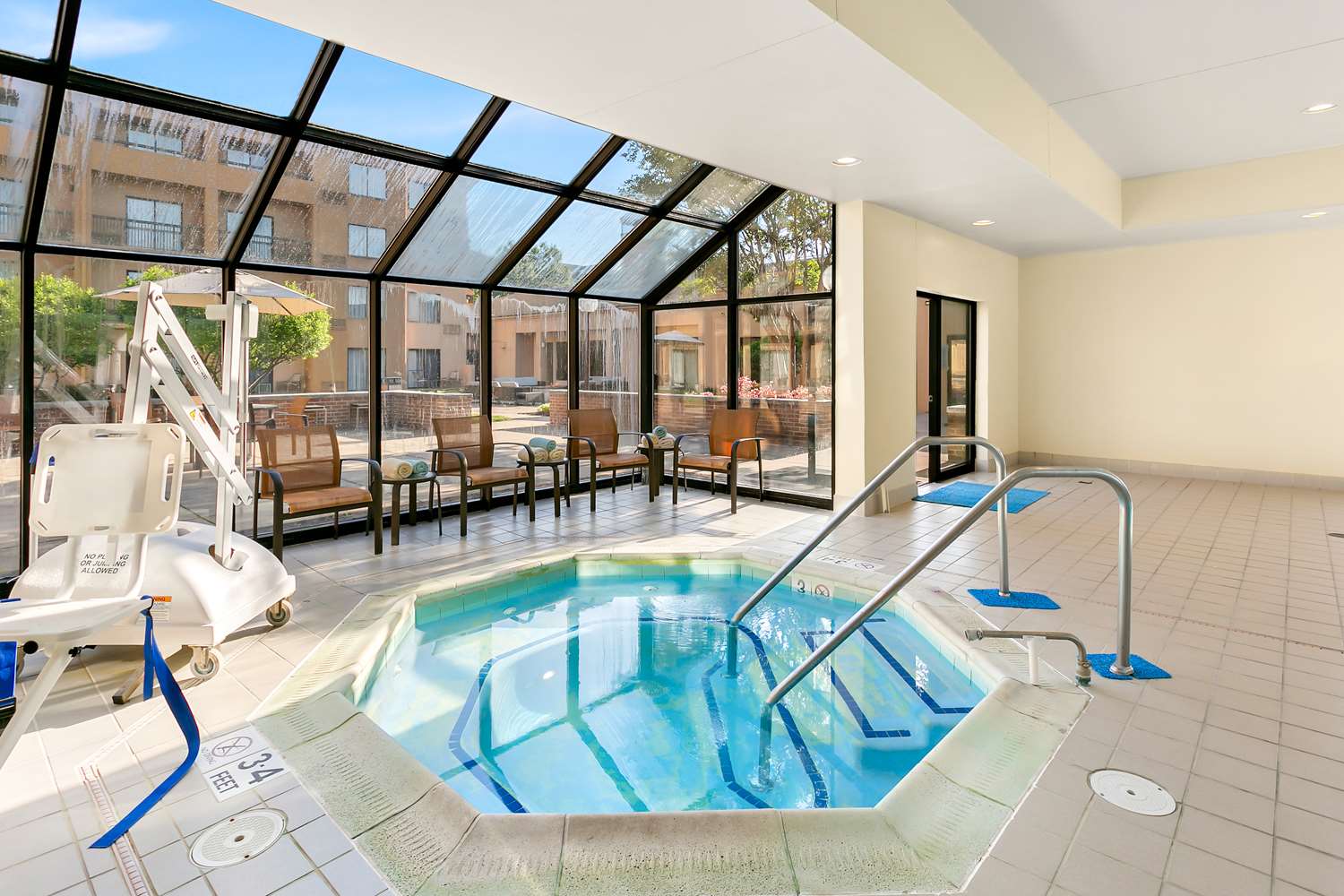 Sonesta Select Greenbelt College Park 21/47