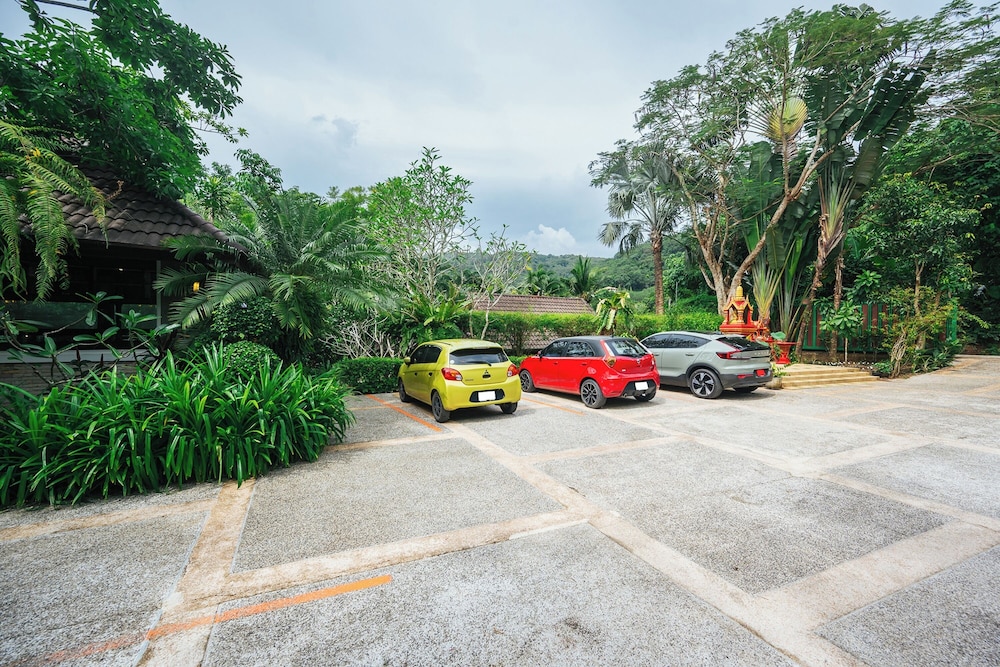 Thai Modern Resort and Spa 74/83