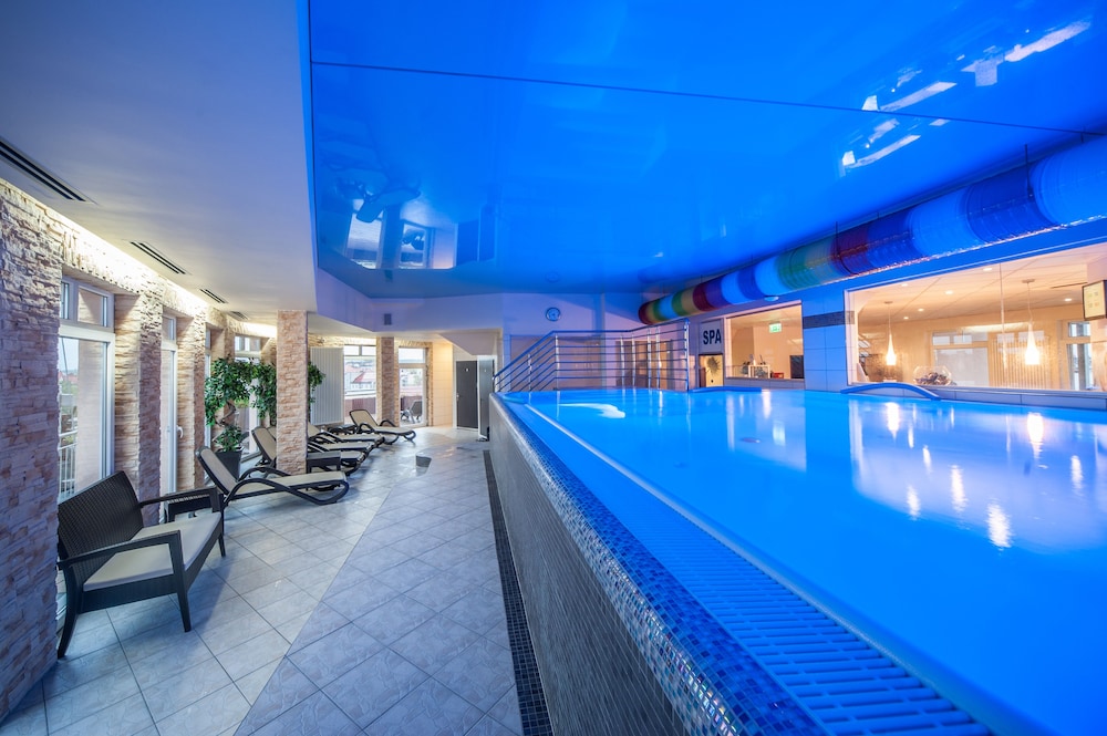 Hotel Gwarna 23/50