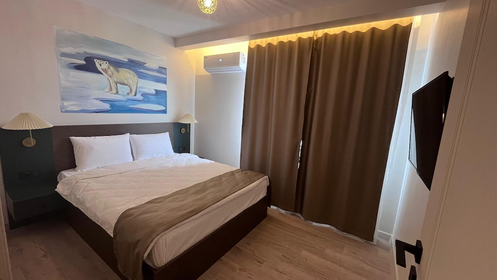 Sar-Per Suites & Hotel 9/31