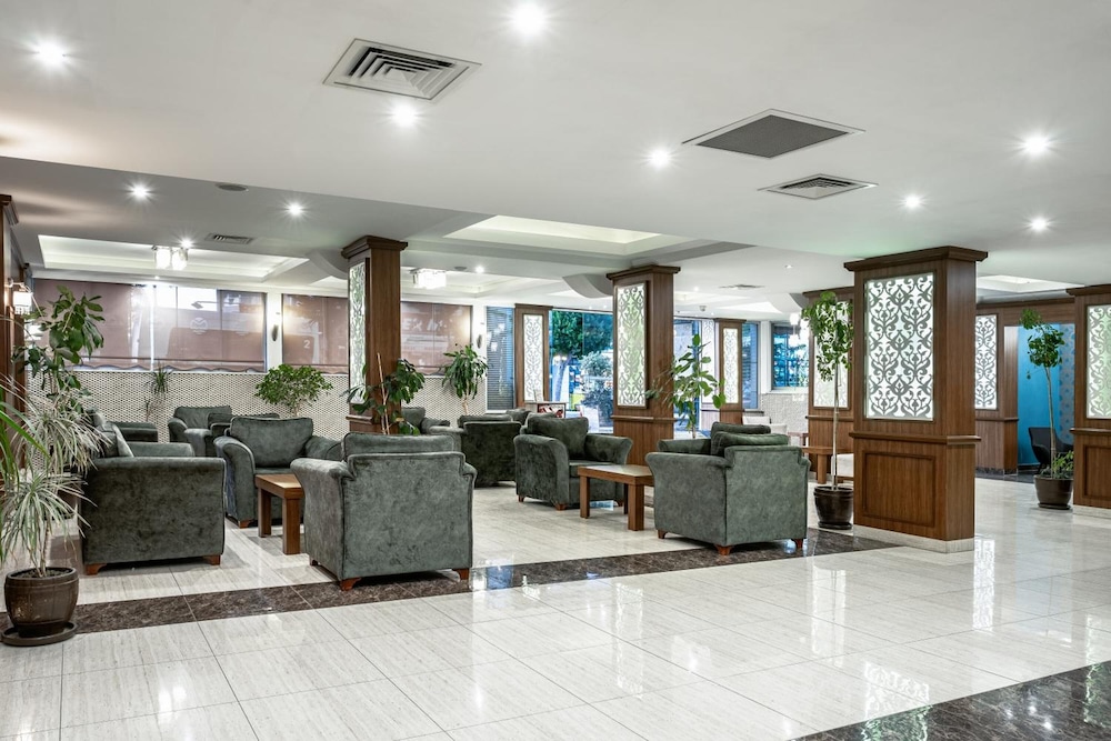 Mesut Hotel 11/45