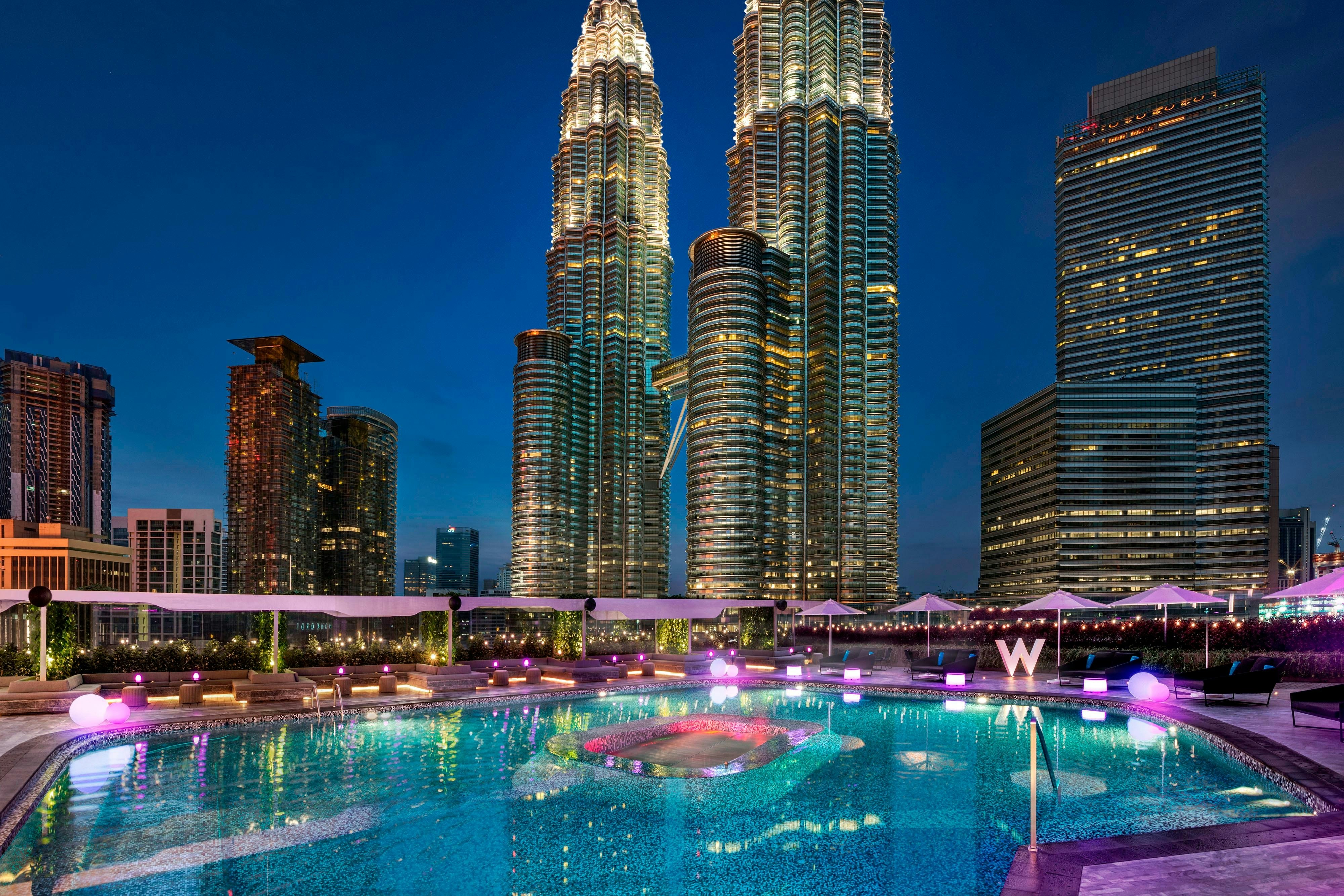 W KUALA LUMPUR 62/63