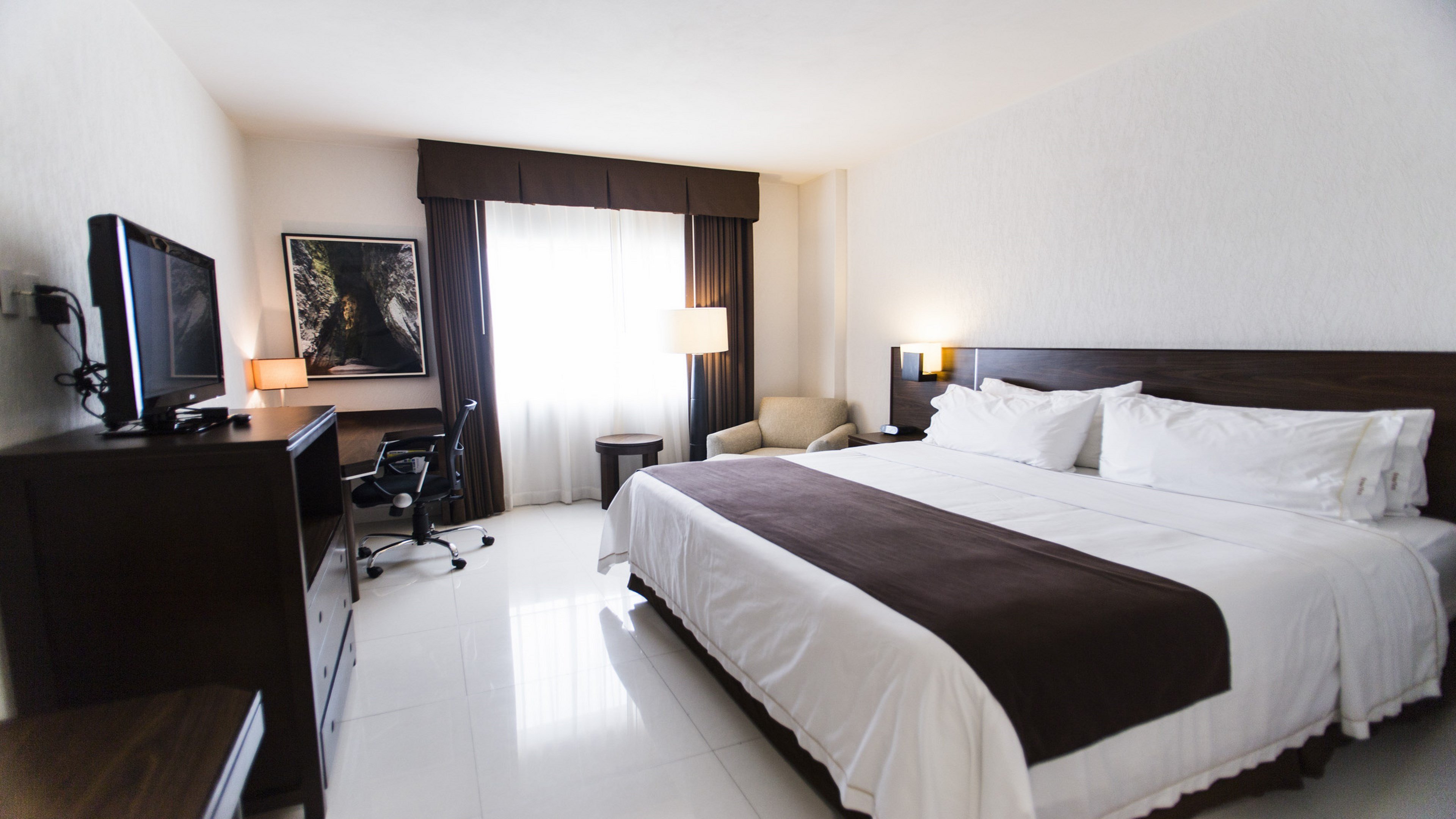Holiday Inn Express Tuxtla Gutierrez La Marimba 7/25