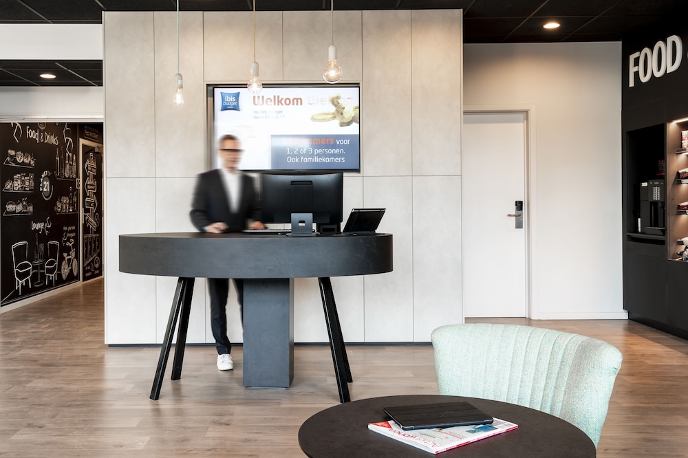 Ibis Budget Gent Centrum Dampoort 47/63