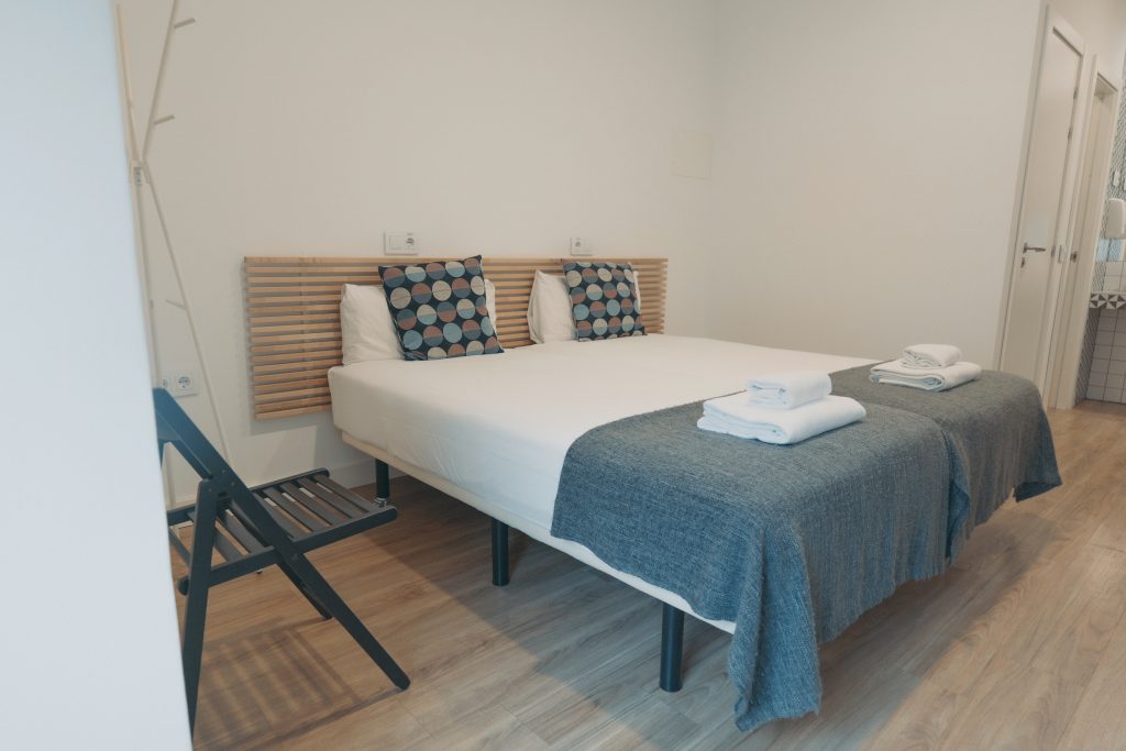 Mola Hostel 18/50