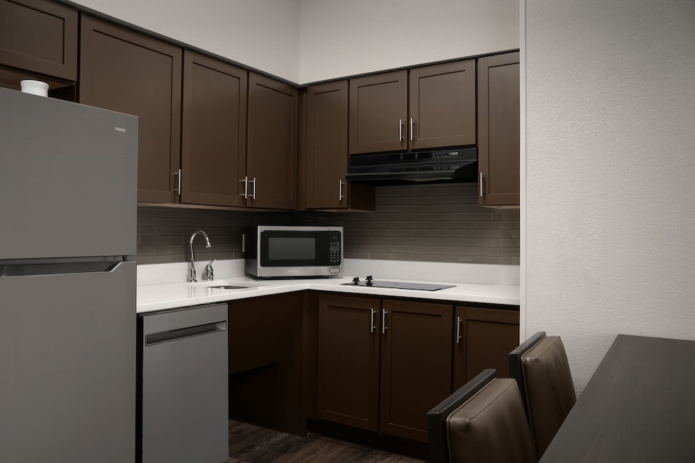Staybridge Suites Baltimore Bwi Airport 42/54