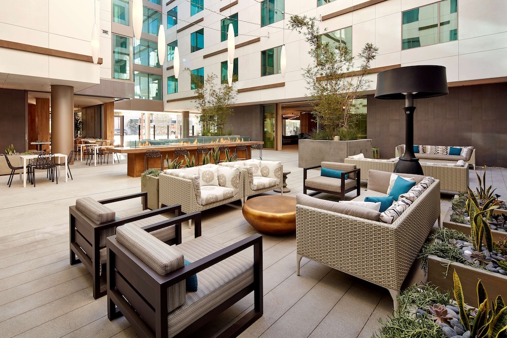 Homewood Suites by Hilton San Diego Downtown/Bayside 45/69