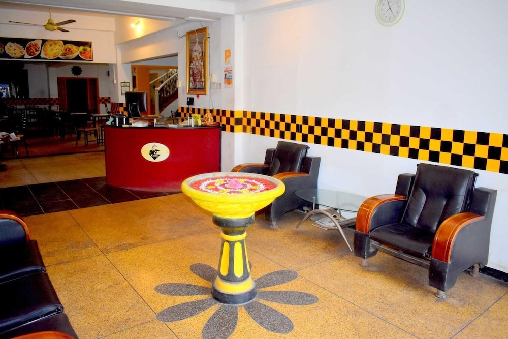 Cosy Hotel And Restaurant 13/24