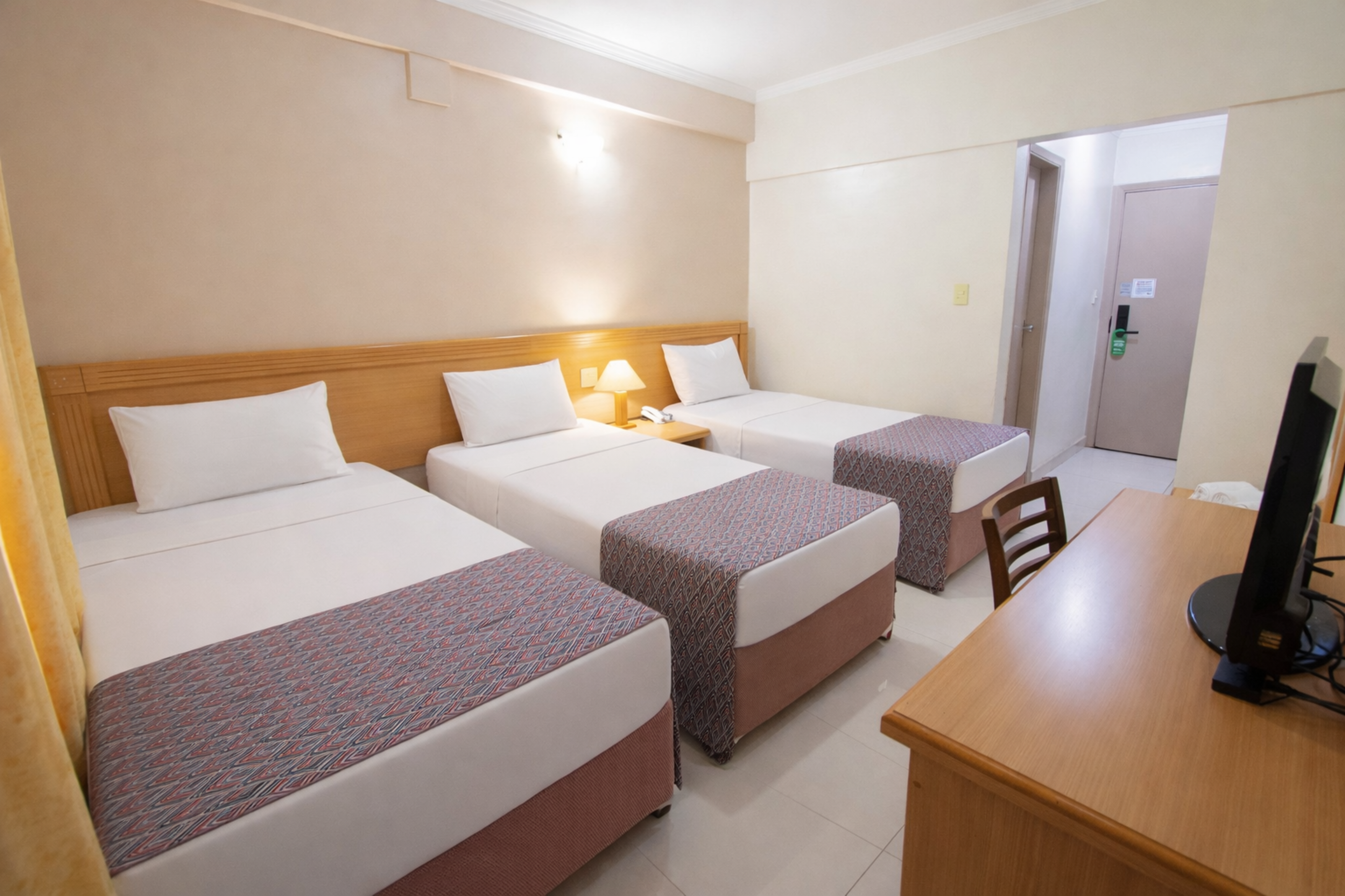 Executive, Triple, Hotel Dan Inn Express Ribeirao Preto by Nacional Inn 2/6