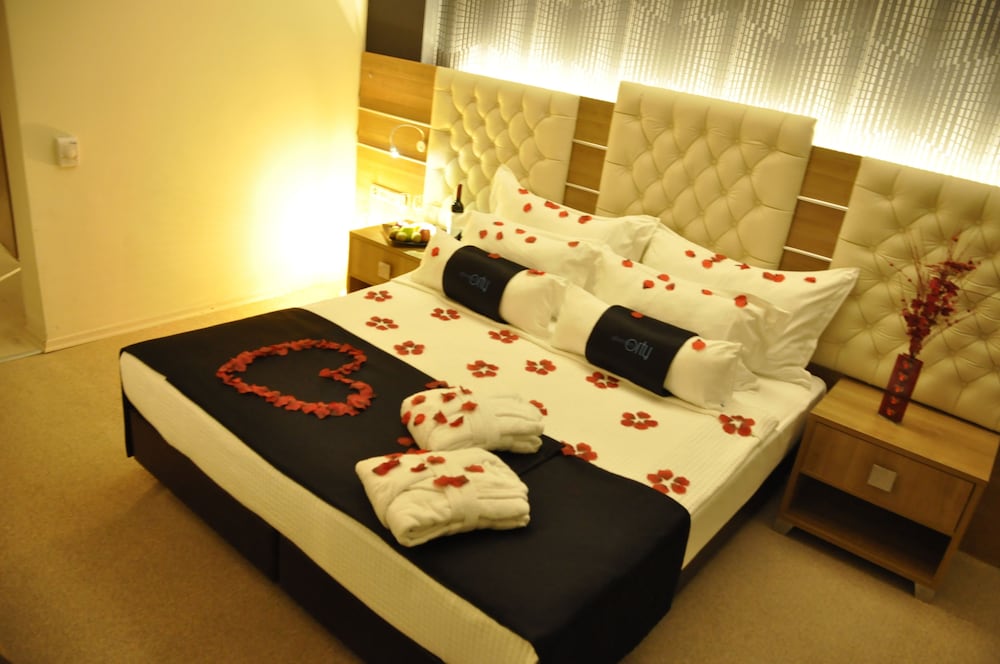 Orty Airport Hotel 45/63