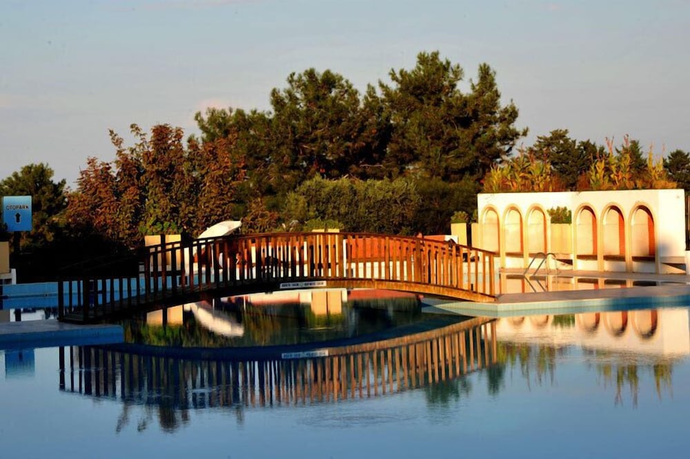 Uptown Buyuk Anadolu Girne Hotel 30/34