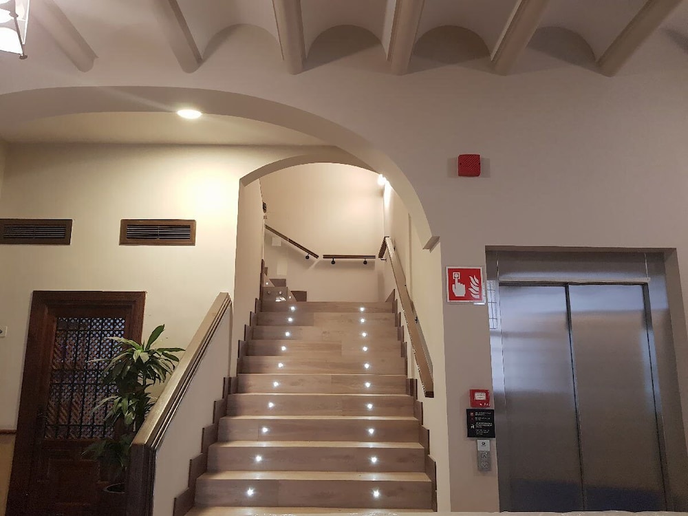 Maria Cristina Hotel 9/72