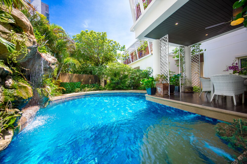 Paradise Pool Villa Pattaya in Tropicana Village (ex VIP Villas Pattaya Tropicana Jomtien Beach) 40/50