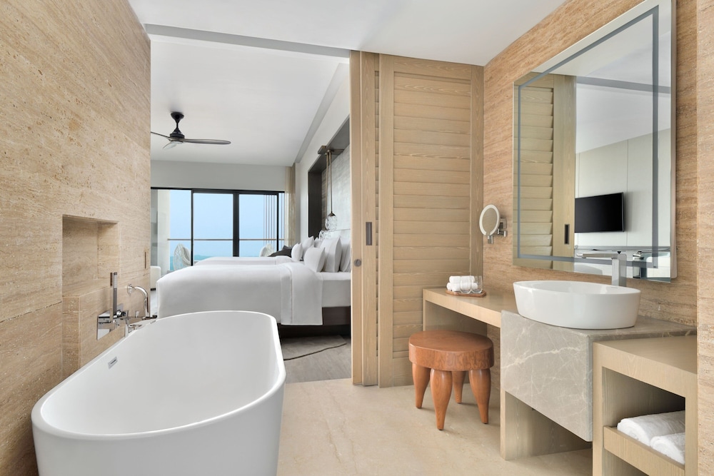 The Westin Resort and Spa Himalayas 50/50