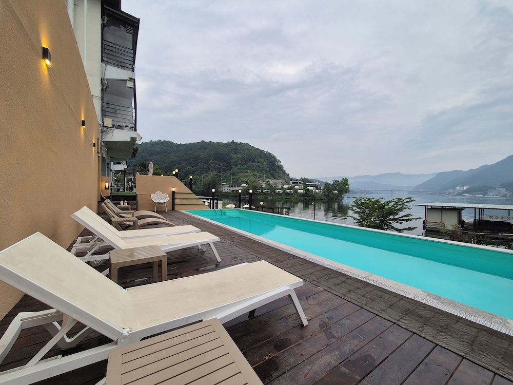 Interlaken Pension In Gapyeong 28/50