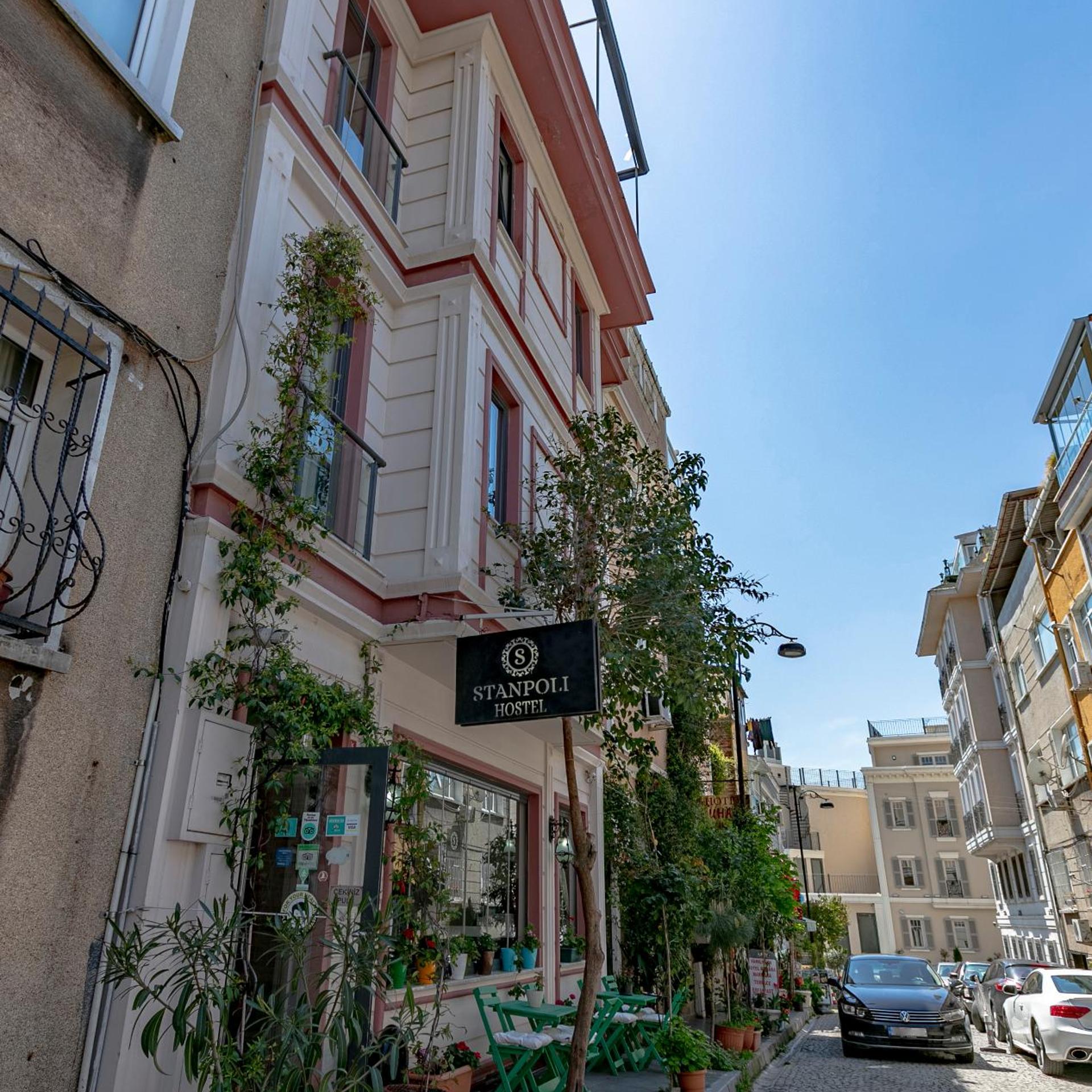 Stanpoli Hotel 49/55