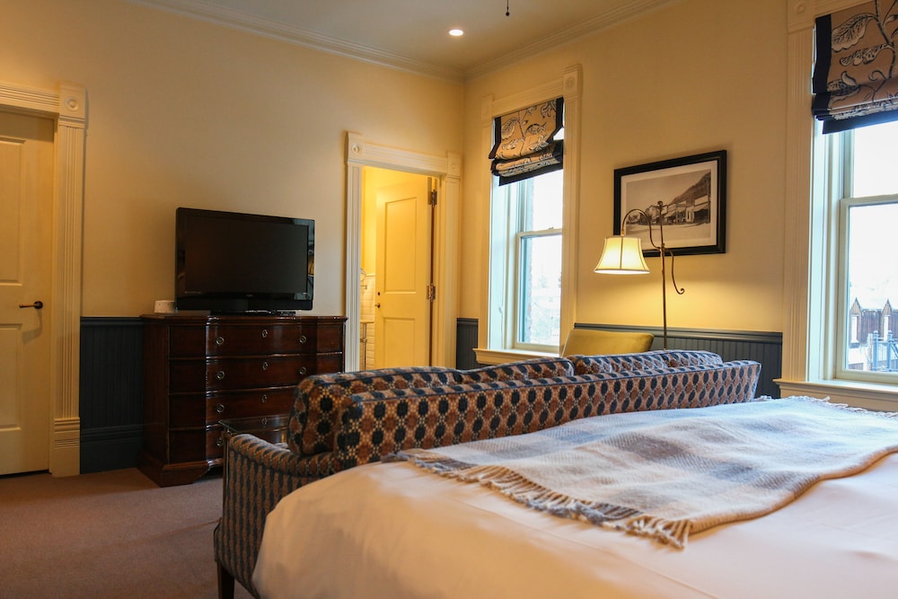 New Sheridan Hotel 19/34
