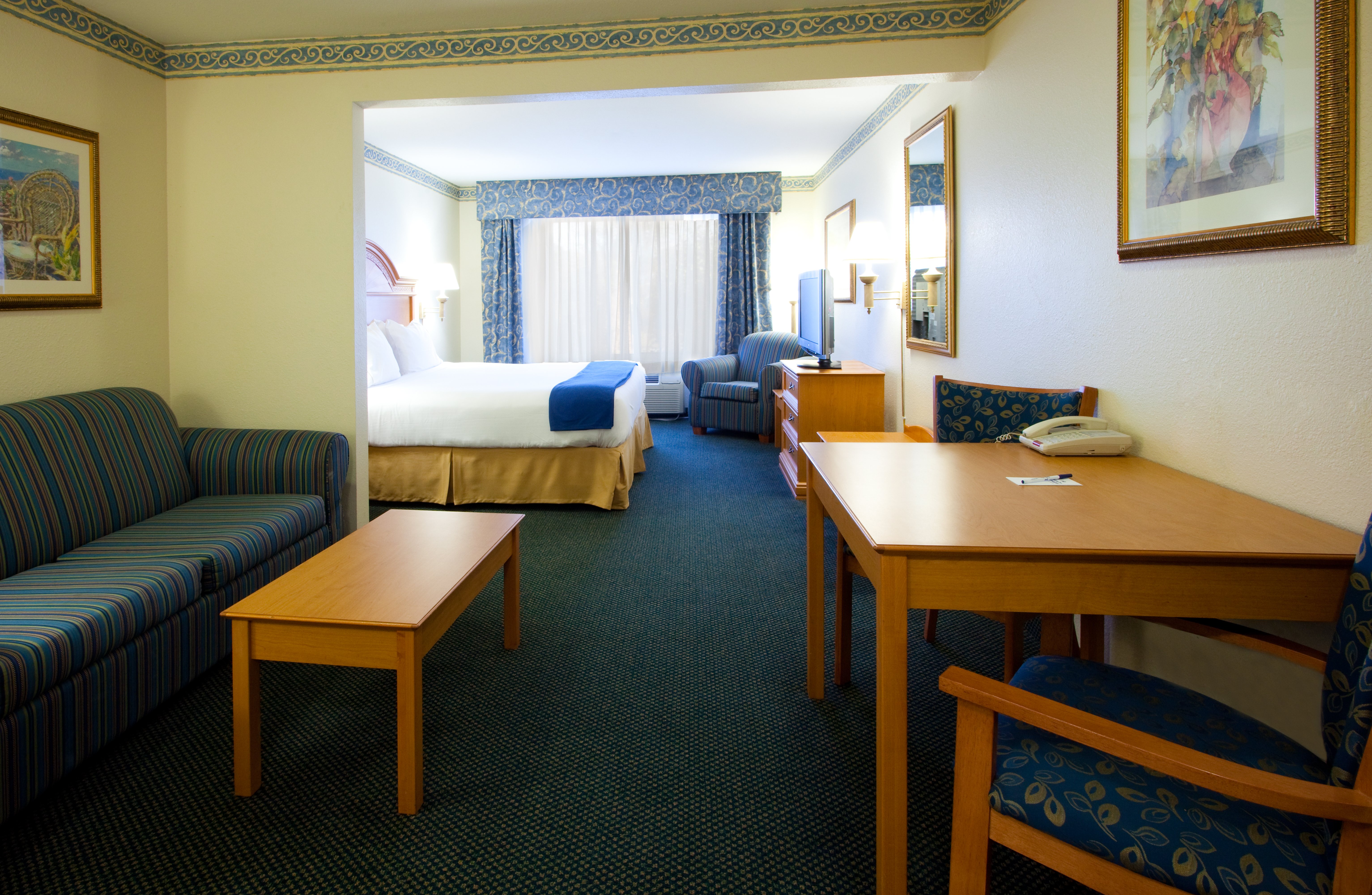 Holiday Inn Express & Suites Jacksonville - Blount Island, an IHG Hotel 44/80