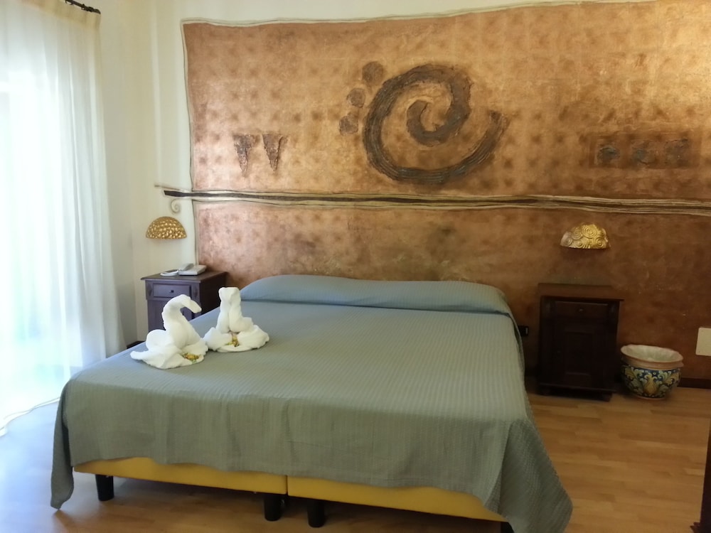 GRAND HOTEL LA BATIA 26/60