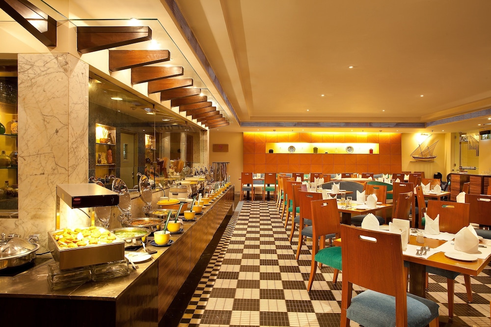 Welcomhotel by ITC Hotels, Alkapuri, Vadodara 38/57