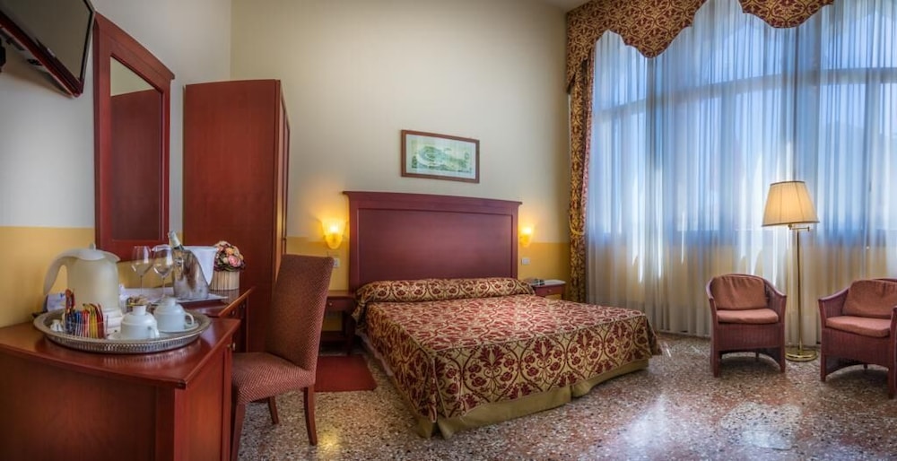 Palazzo Marcello Hotel Al Sole 21/31