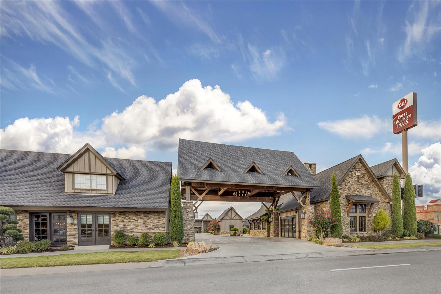 Best Western Plus Weatherford 4/43