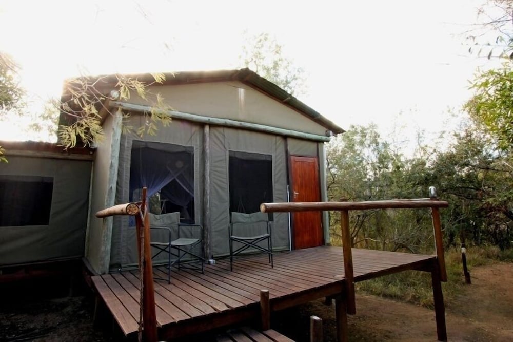 Ngama Tented Safari Lodge 3/50