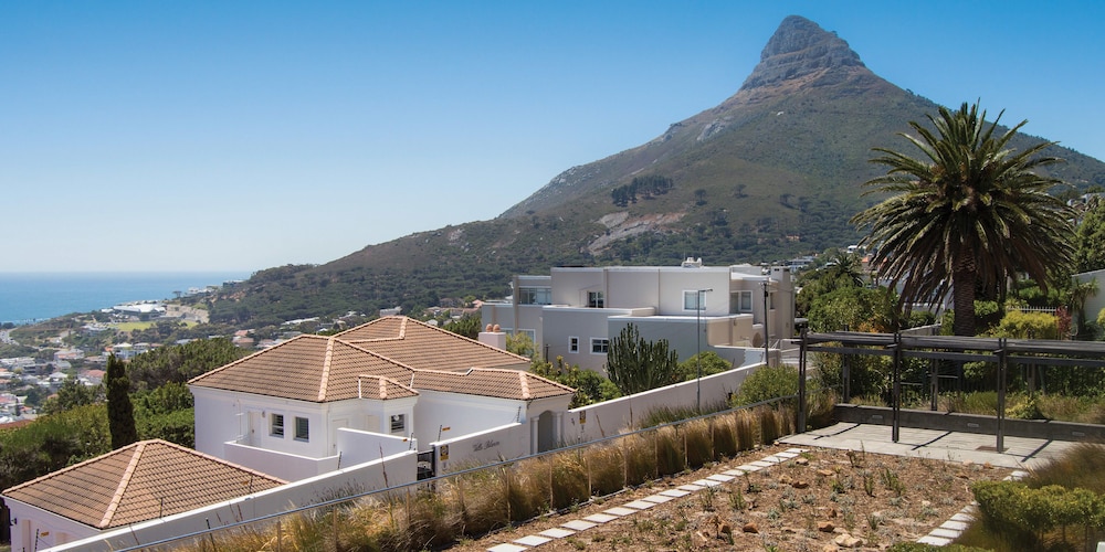 The Crystal Apartments in CAPE TOWN - WESTERN CAPE