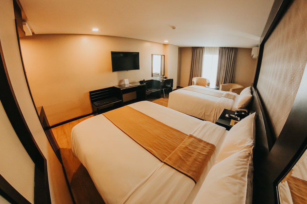 Grand Xing Imperial Hotel 12/45