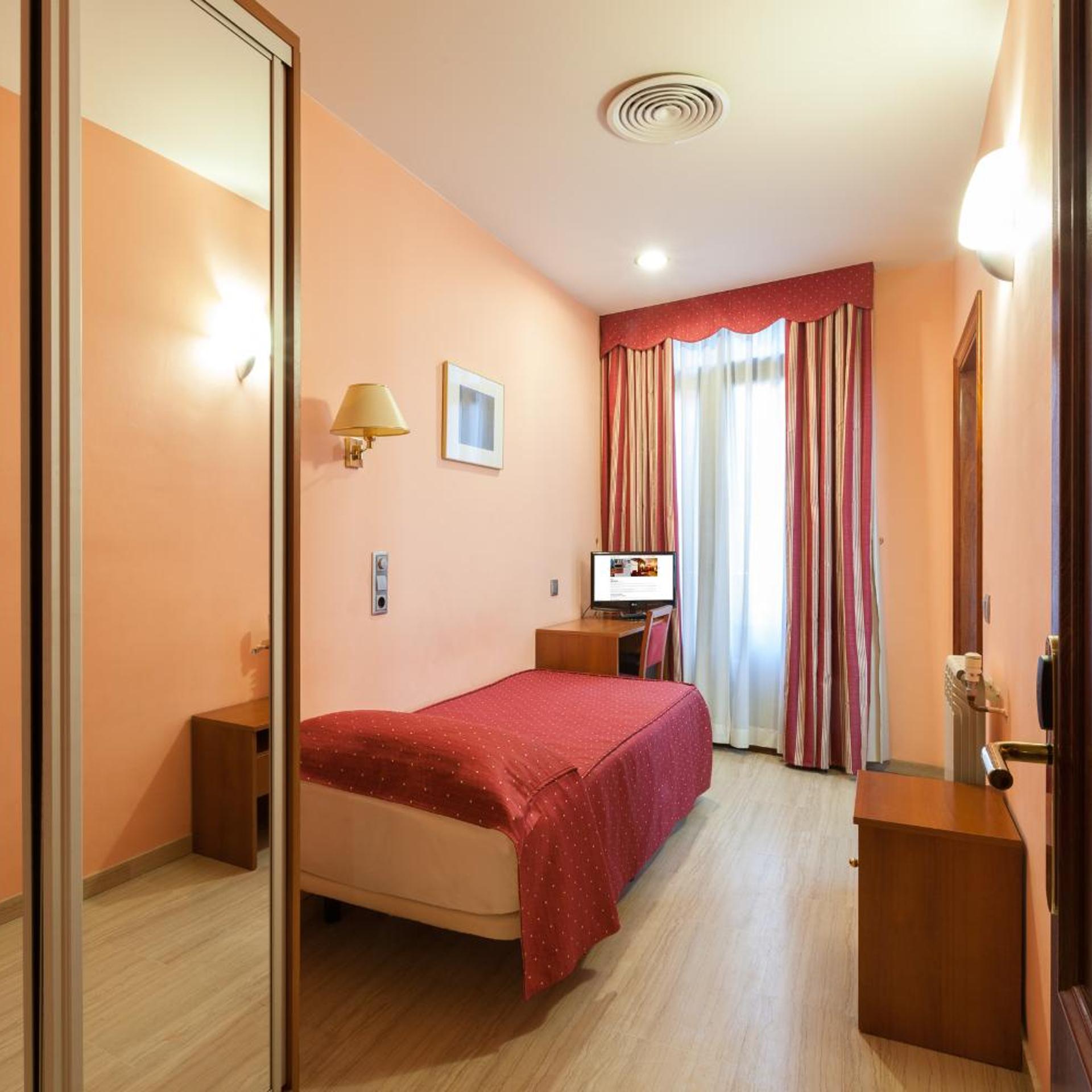 غرفة مفردة، Alba Hotel 3/14