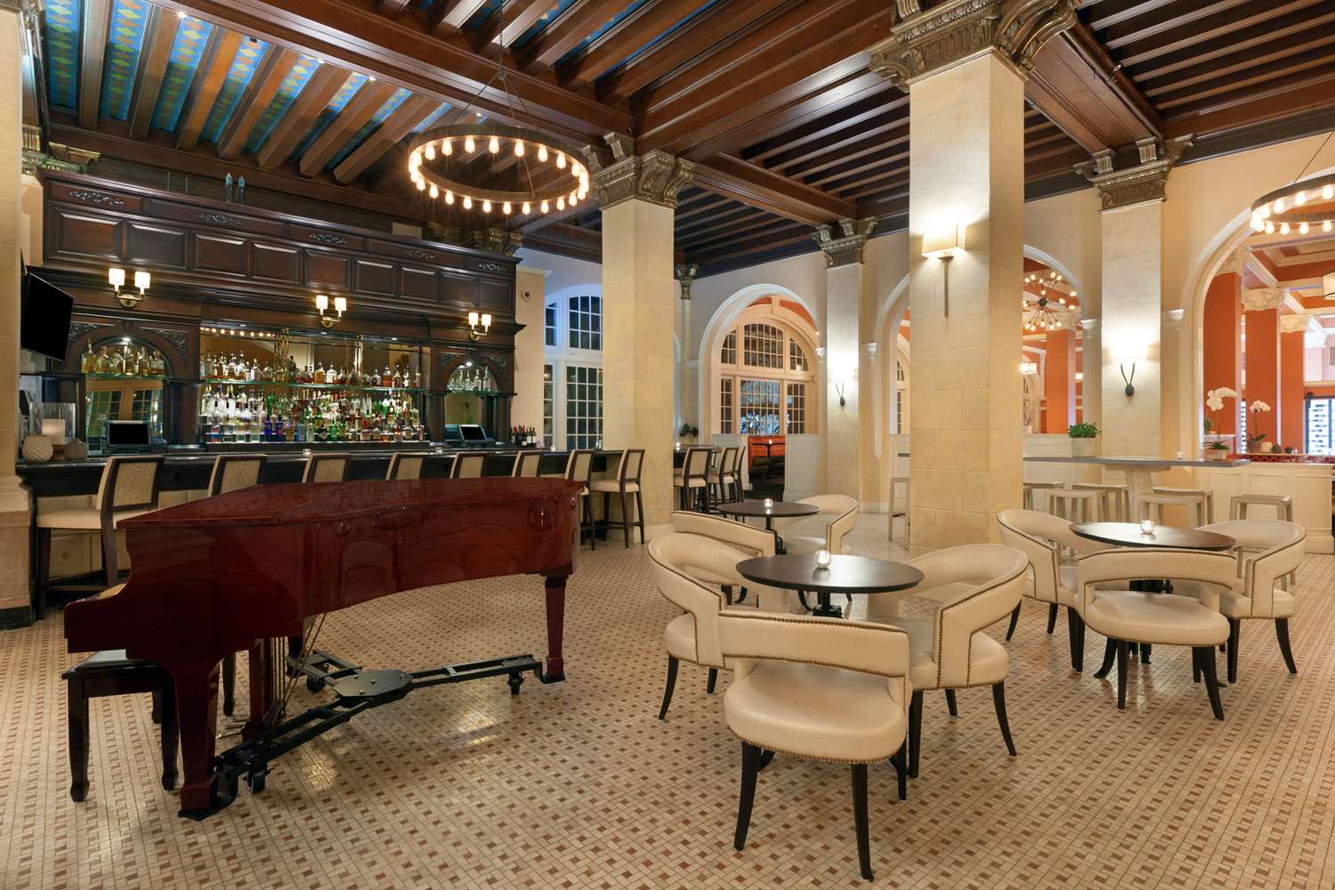 Grand Galvez Resort, Autograph Collection 44/62