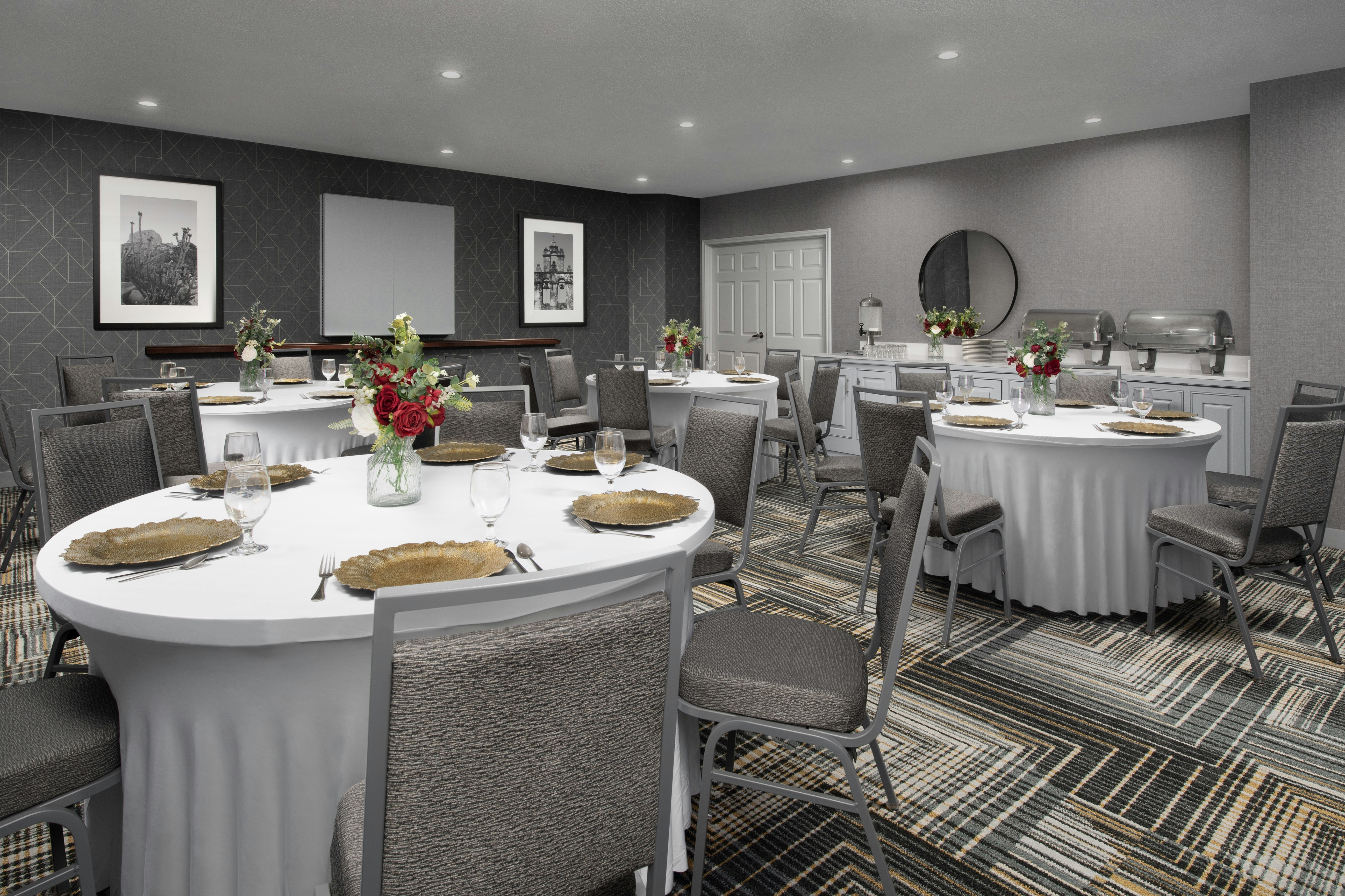 Homewood Suites By Hilton San Antonio-Riverwalk/Downtown 64/67